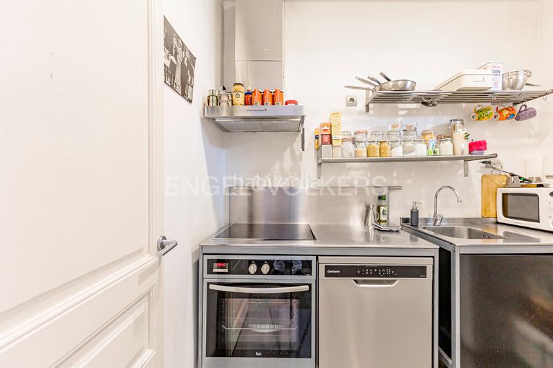 Foto 2800a6a1-ab76-4704-82b1-1dcefdfffba1. Apartamento encantador apartamento en finca regia aribau consell de cent en Barcelona
