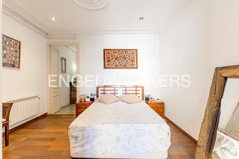 Foto 3a8da5e7-4aab-4d1b-b1eb-7c7c83079b98. Piccolo appartamento con riscaldamento in L´Antiga Esquerra de l´Eixample Barcelona