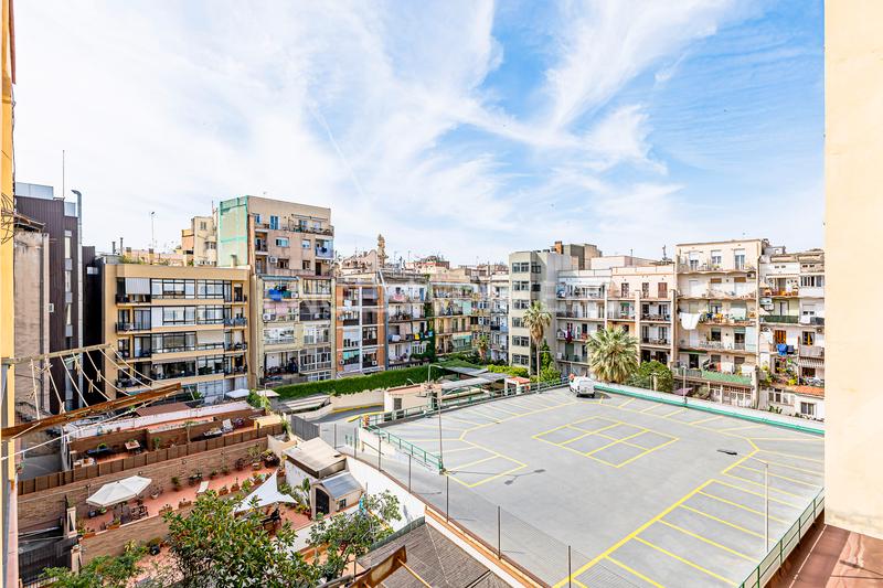 Foto 4228f0cf-31ac-4c48-84d9-cd81ee2c1cd5. Apartamento encantador apartamento en finca regia aribau consell de cent en Barcelona