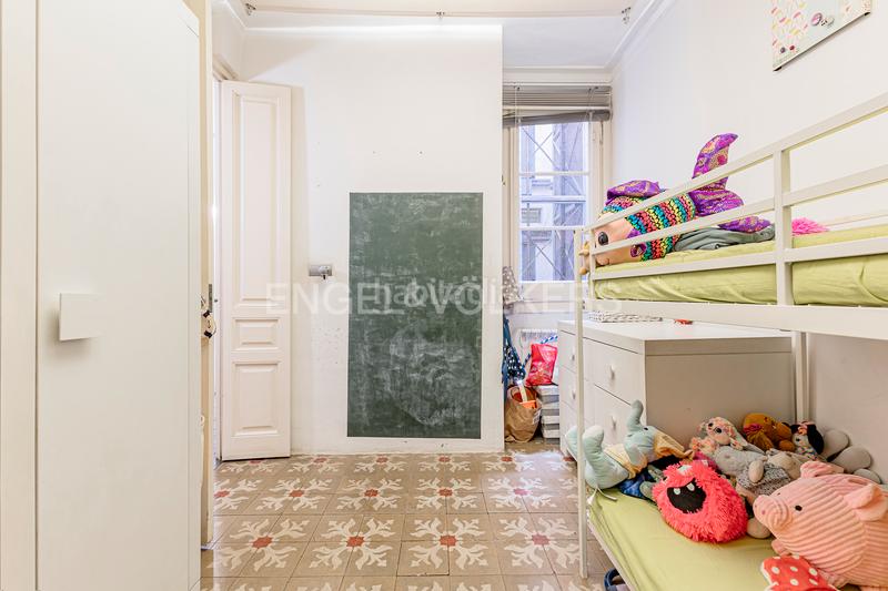 Foto 4ad023ff-644c-4738-a107-65be8a32d4ea. Apartamento encantador apartamento en finca regia aribau consell de cent en Barcelona