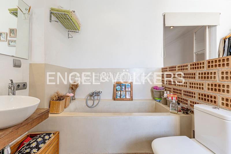 Foto 6d2b0268-f007-4e1a-9004-0e4bd8aaaeb7. Piccolo appartamento con riscaldamento in L´Antiga Esquerra de l´Eixample Barcelona