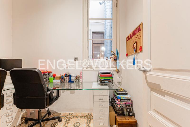 Foto 84ad5696-4cdd-4c3a-9c9b-2628dd9376ce. Piccolo appartamento con riscaldamento in L´Antiga Esquerra de l´Eixample Barcelona