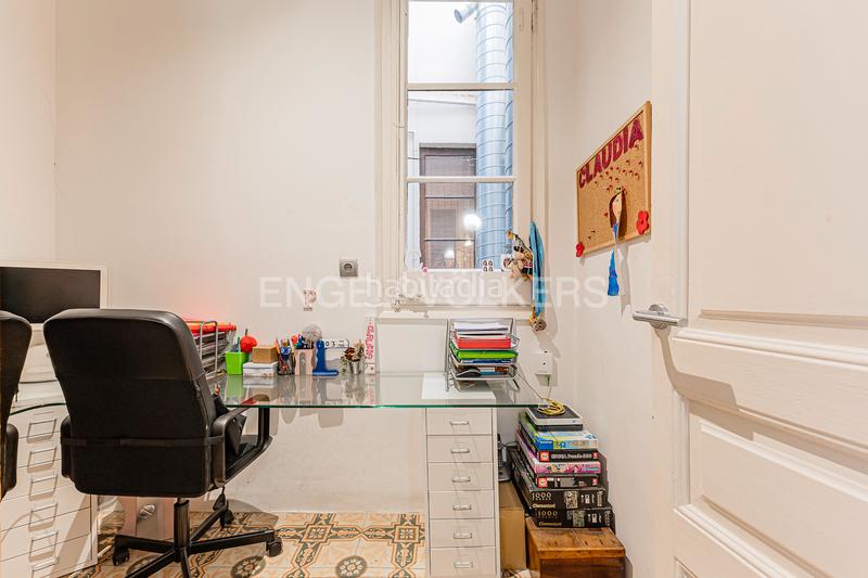Foto 8f9c9bc7-96af-42c2-96fb-5d96451d5cad. Apartamento encantador apartamento en finca regia aribau consell de cent en Barcelona