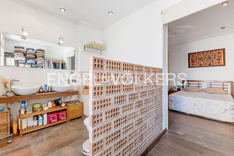 Foto 9124dd2c-c080-4d83-9709-05f387cd89ef. Piccolo appartamento con riscaldamento in L´Antiga Esquerra de l´Eixample Barcelona