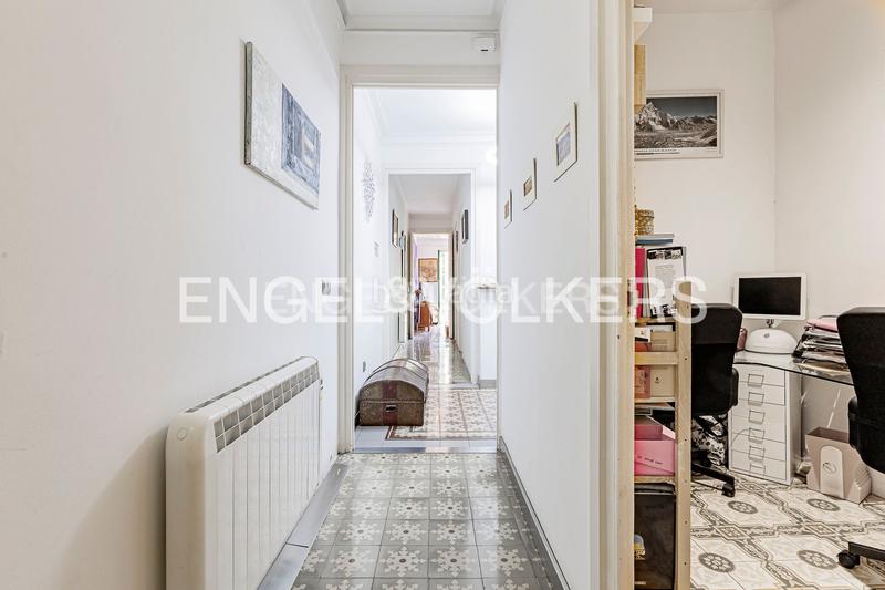 Foto 94ac6b91-a5df-450c-b50a-18bbe87b4d2f. Piccolo appartamento con riscaldamento in L´Antiga Esquerra de l´Eixample Barcelona