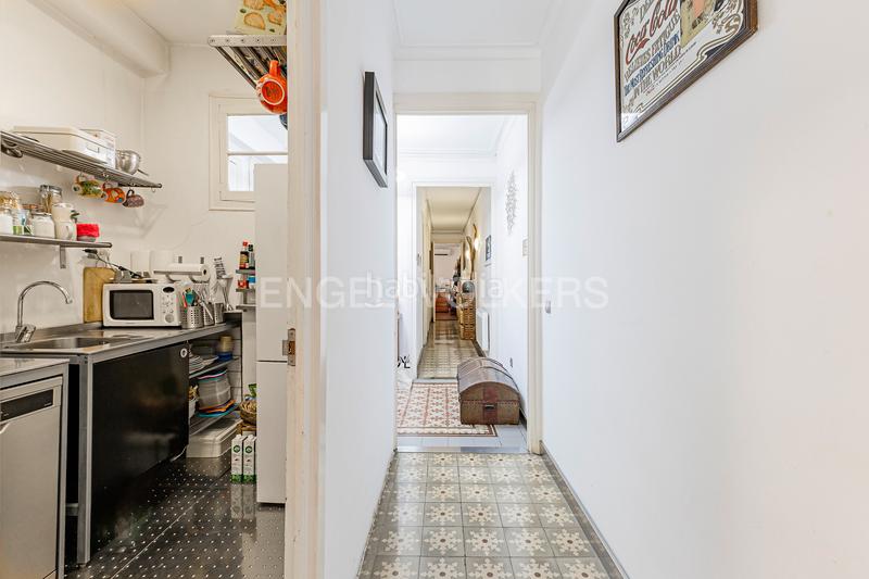 Foto 9d2a13aa-59c3-4811-8a87-038c86804bdb. Apartamento encantador apartamento en finca regia aribau consell de cent en Barcelona