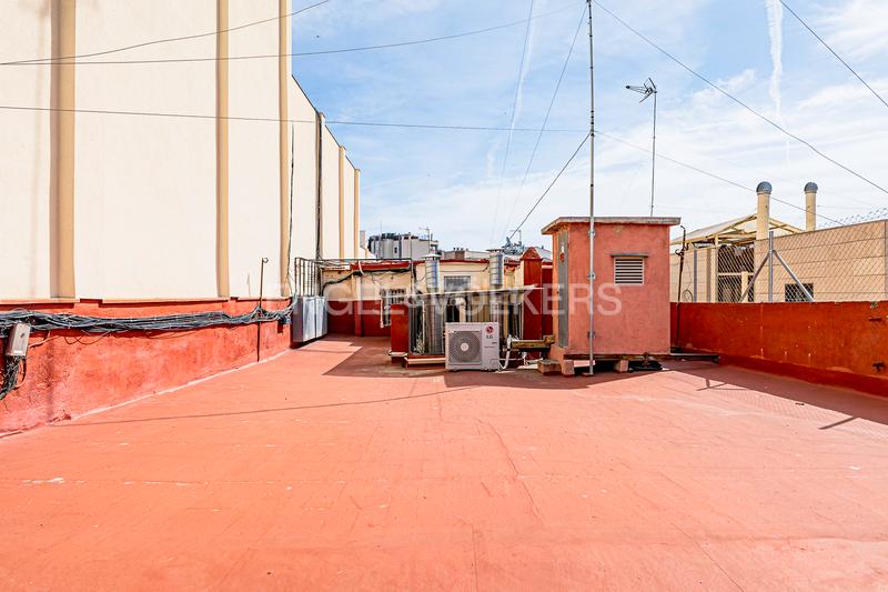 Foto 9d90d40c-c97e-4dac-8ef3-050a18cce7dd. Apartamento encantador apartamento en finca regia aribau consell de cent en Barcelona