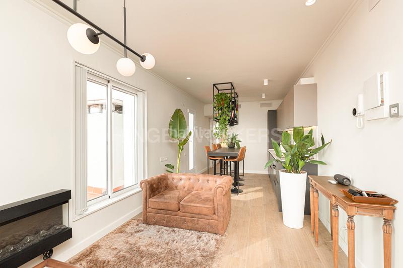 Foto 5f765b37-a95c-4a6d-aca8-77caf63dff32. Ático exquisito sobreático en el eixample con amplia terraza comunitaria y vistas panorámicas en Barcelona