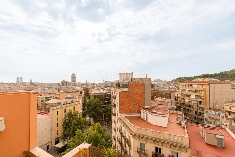 Foto 76166930-e6de-4446-9f20-dbbd30d40572. Ático exquisito sobreático en el eixample con amplia terraza comunitaria y vistas panorámicas en Barcelona