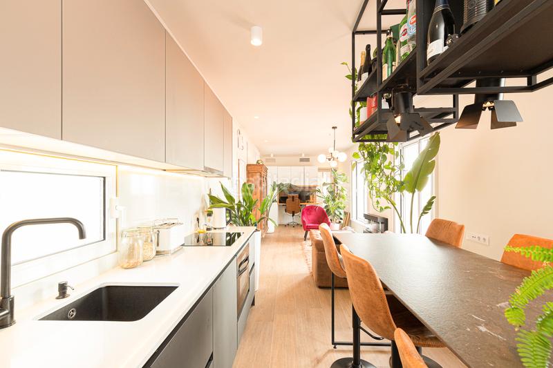 Foto 800caeb5-c2d1-483d-b11e-782b908a99d3. Ático exquisito sobreático en el eixample con amplia terraza comunitaria y vistas panorámicas en Barcelona