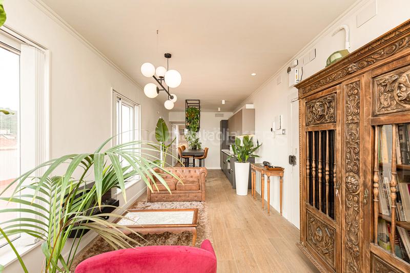 Foto a0a2023c-5a63-4bfa-a332-1c8e3a9844f7. Ático exquisito sobreático en el eixample con amplia terraza comunitaria y vistas panorámicas en Barcelona