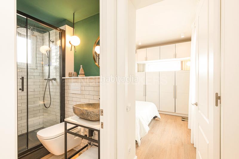 Foto aaa6d169-a606-416e-af6d-23d2959a9de2. Ático exquisito sobreático en el eixample con amplia terraza comunitaria y vistas panorámicas en Barcelona