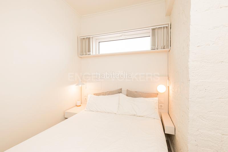 Foto d53e9362-efff-4c66-a3ef-2d1361e0776d. Ático exquisito sobreático en el eixample con amplia terraza comunitaria y vistas panorámicas en Barcelona