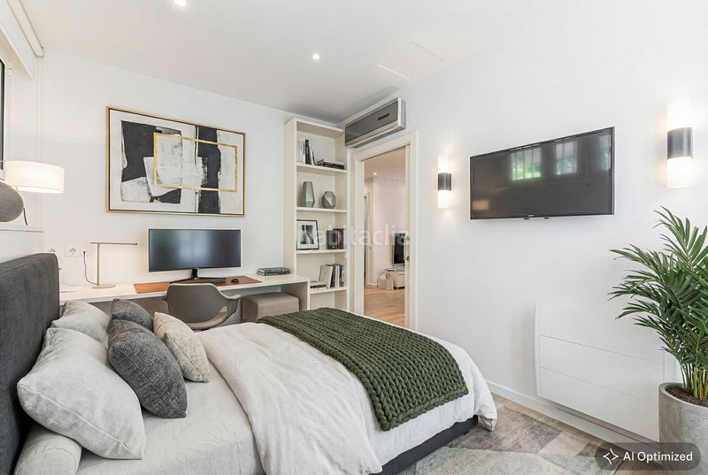 Foto 4793e985-4ab8-40ec-926d-5ad206b2b49f. Pis amb calefacció piscina a Sarrià Barcelona