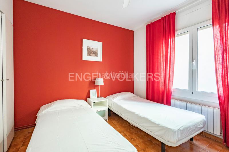 Foto f6917f15-624b-4ae5-a3f5-ef202d23de1a. Apartament amb calefacció a Centre Sitges