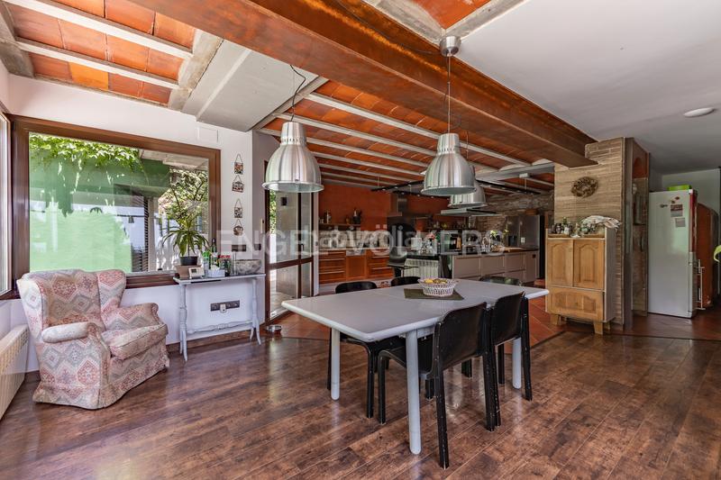 Foto 5a0bccd9-e059-4af0-b1fd-8ee3a6c90299. Casa exclusiva y única propiedad en Matadepera