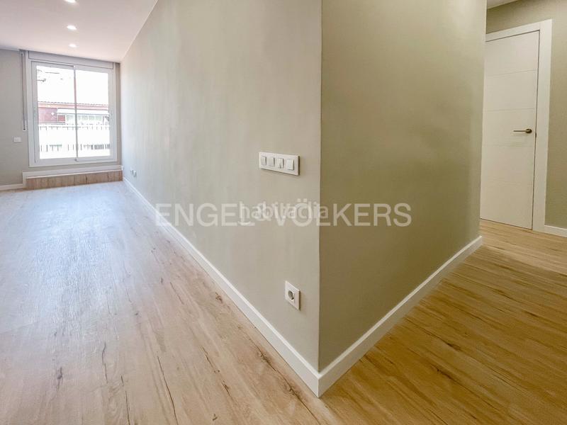 Foto 05a4f366-b908-46d1-9412-e782ba55e5a3. Ático maravilloso ático con gran terraza a estrenar en eixample en Barcelona