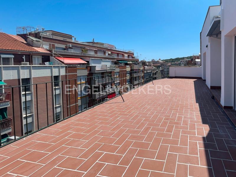 Foto 2a7201a1-bd61-4533-a743-79262f307da3. Ático maravilloso ático con gran terraza a estrenar en eixample en Barcelona