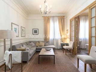 Miete Appartement in Gòtic. Apartamento temporal amueblado a lado del port vell
