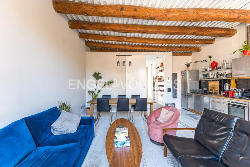 Foto 0a659cf9-3836-4448-b0df-0804727eafbf. Attique avec chauffage dans Raval Barcelona