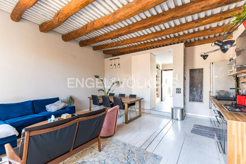 Foto 29641b8d-e311-467a-97ef-40290e5d9263. Attique avec chauffage dans Raval Barcelona