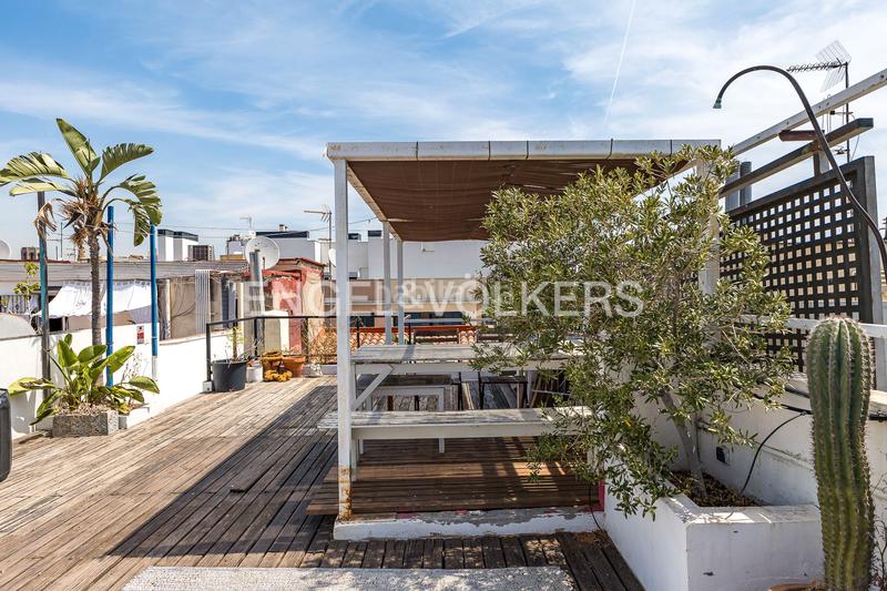 Foto 4cb42051-6602-41c0-942d-e8ae99186ecb. Attique avec chauffage dans Raval Barcelona