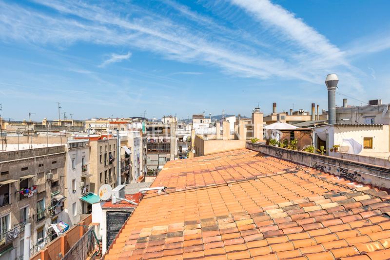 Foto 50d89d30-2e26-436a-b955-aa115177a3c4. Attique avec chauffage dans Raval Barcelona