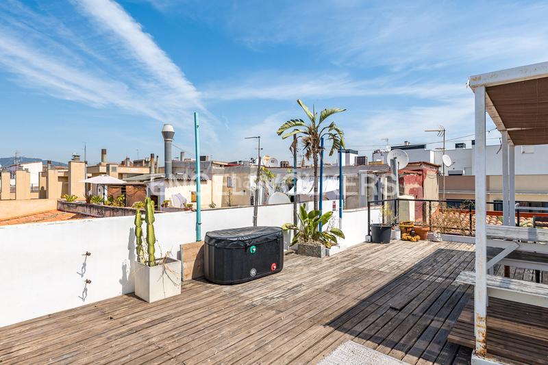Foto 5ec1c991-4063-43c1-8939-4098a902c3f0. Attique avec chauffage dans Raval Barcelona