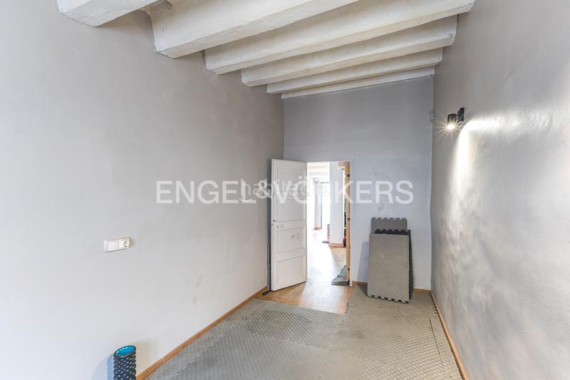 Foto 732f2d01-c241-40de-9d69-1ccbd3b91030. Attique avec chauffage dans Raval Barcelona