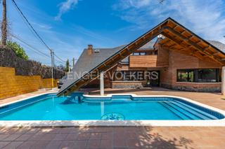 Maison à Corbera de Llobregat. Preciosa casa independiente, rodeada de naturaleza