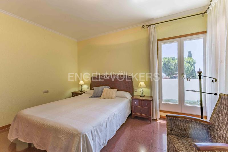 Foto 545a836d-99d3-49d1-aae3-5e53aa82b764. Casa amb calefacció aparcament a Els Masos - Els Garrofers Coma-ruga