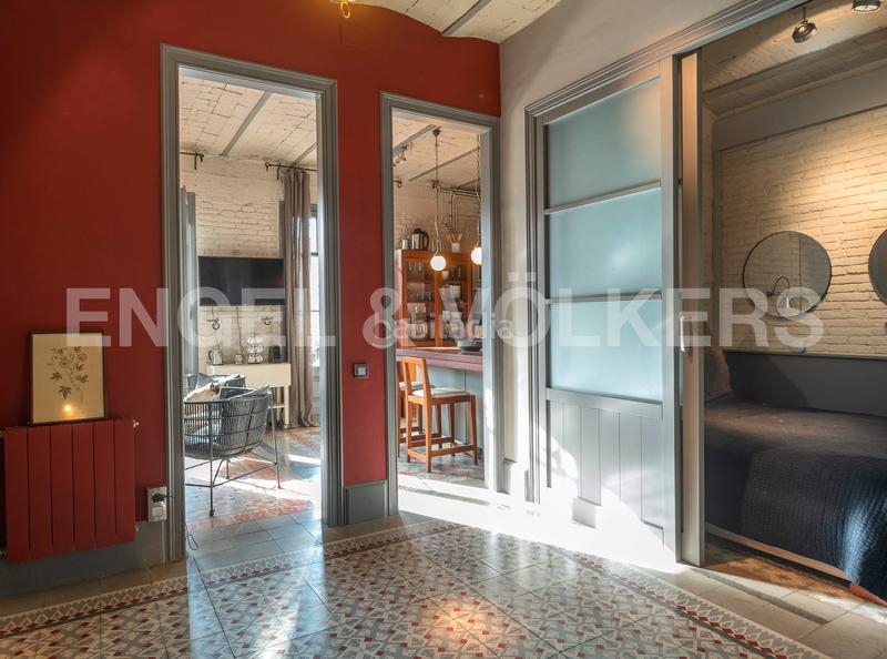 Foto 273d9e68-29b5-48b6-ad77-8776cace3666. Alquiler apartamento encantador piso renovado temporal en gràcia en Barcelona