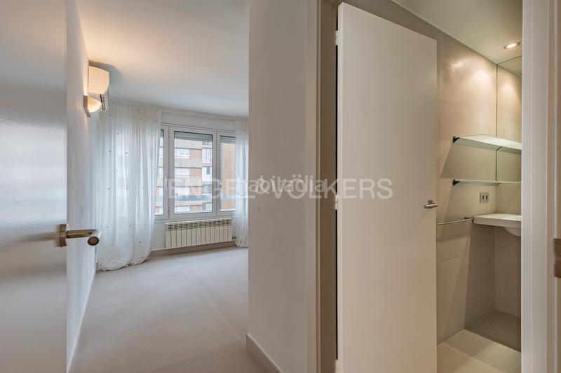 Foto 0286282c-6735-4939-a103-ad1bd1e0ec09. Location appartement avec chauffage dans Sant Ramon - Maternitat Barcelona