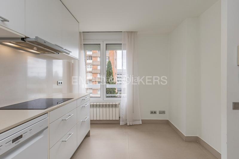Foto 1fe9a6a9-b831-406c-85bd-7860c1ba5813. Location appartement avec chauffage dans Sant Ramon - Maternitat Barcelona