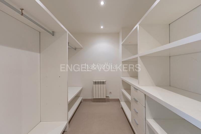 Foto 226f8d4b-7c3b-44d8-8ce3-6f3ac4eb3652. Location appartement avec chauffage dans Sant Ramon - Maternitat Barcelona