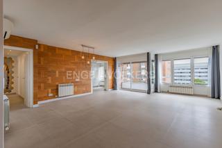 Location Appartement à Sant Ramon - Maternitat. Fantástico piso alto y reformado en les corts