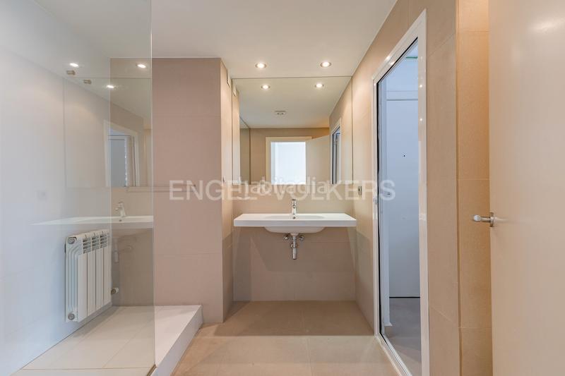 Foto 9a3dd248-f600-4b0c-98c4-5982dec842a5. Location appartement avec chauffage dans Sant Ramon - Maternitat Barcelona