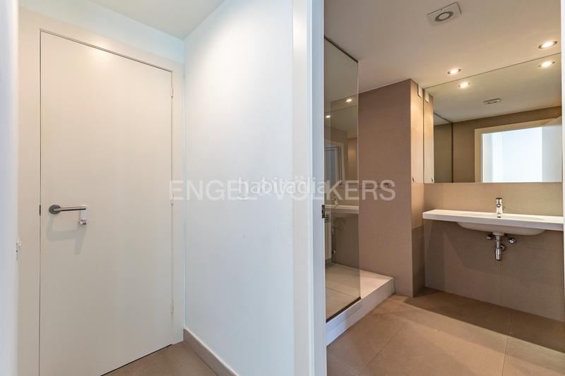 Foto f8676199-3d83-4e9c-a923-1dd84a5e798c. Location appartement avec chauffage dans Sant Ramon - Maternitat Barcelona