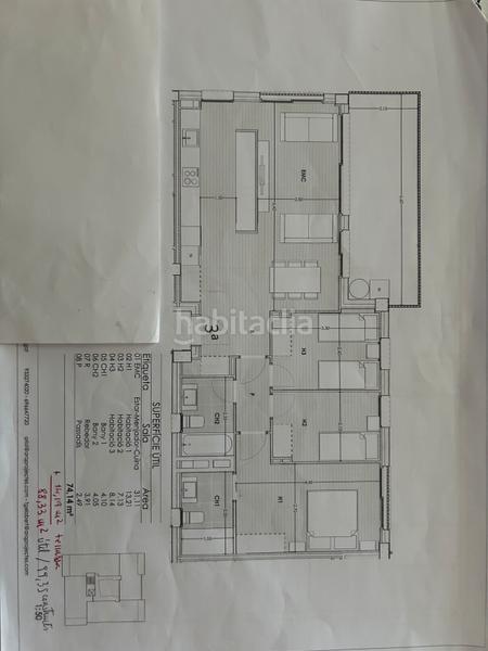 Foto 4f964a1e-7107-4464-a534-388a485db2d0. Lloguer apartament amb calefacció aparcament piscina a Sant Cugat del Vallès