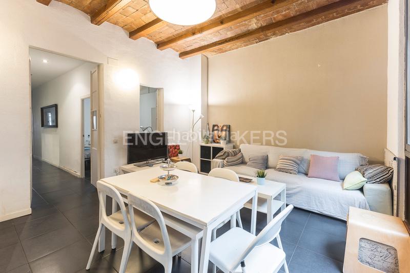 Foto 39c1f4a6-d76c-4f60-841e-8b4afbacca6d. Piccolo appartamento con riscaldamento in Vila de Gràcia Barcelona