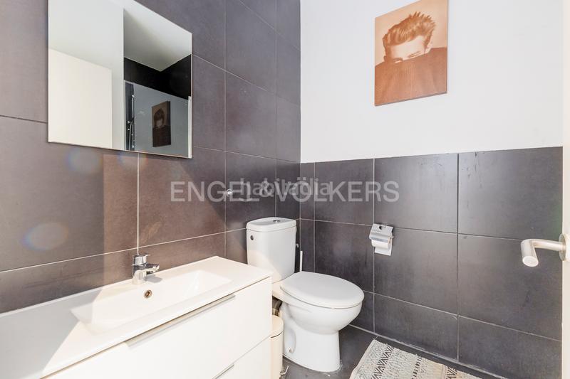 Foto 7ce8e4c2-e1a2-4249-a72f-9db0b8addb4c. Piccolo appartamento con riscaldamento in Vila de Gràcia Barcelona