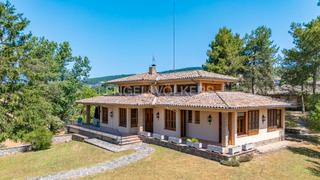 Casa en Sant Boi de Lluçanès. Exclusiva residencia de lujo con piscina en sant boi de lluçanès