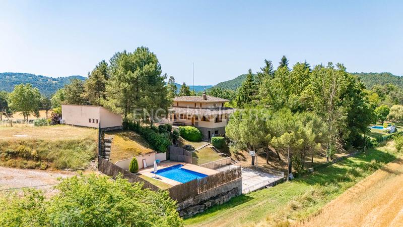 Foto 7c56300f-c638-4c68-aaff-bc9ae07589a4. Casa amb calefacció aparcament piscina a Sant Boi de Lluçanès