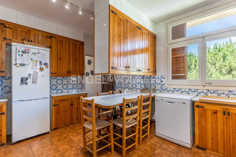 Foto a0eb77db-2c6d-497a-9e33-839709904288. Casa amb calefacció aparcament piscina a Sant Boi de Lluçanès
