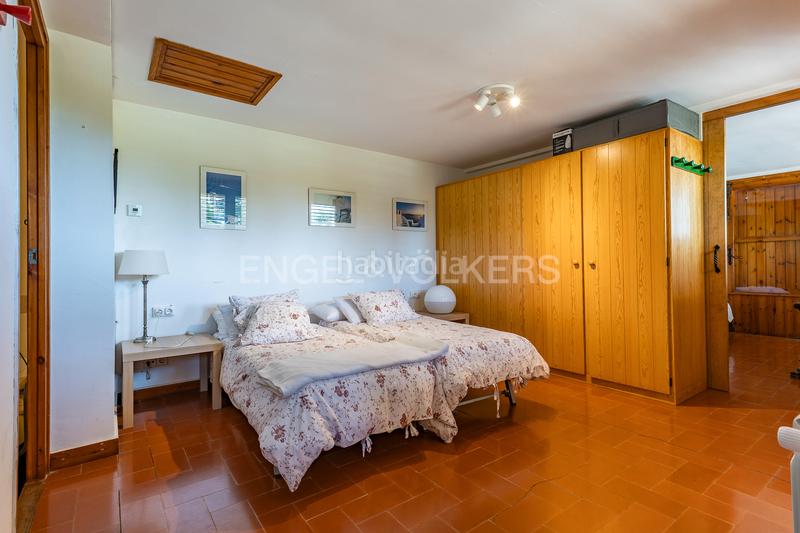 Foto e6e0d828-fe6a-4592-9284-1f6c0e5fb445. Casa amb calefacció aparcament piscina a Sant Boi de Lluçanès