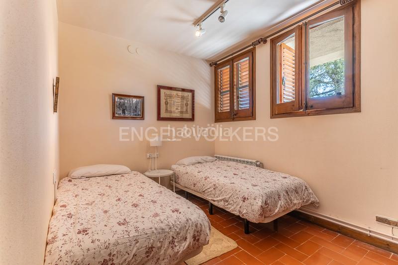 Foto ed360042-5ca0-4694-8656-a7267058d9a8. Casa amb calefacció aparcament piscina a Sant Boi de Lluçanès