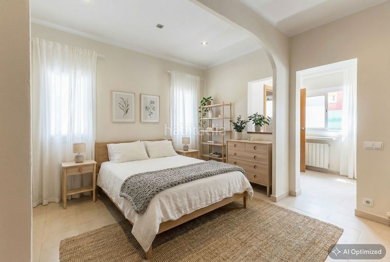 Foto b62d6cde-0418-49de-a76e-56ae4fb22e24. Casa amb calefacció a Sarrià Barcelona