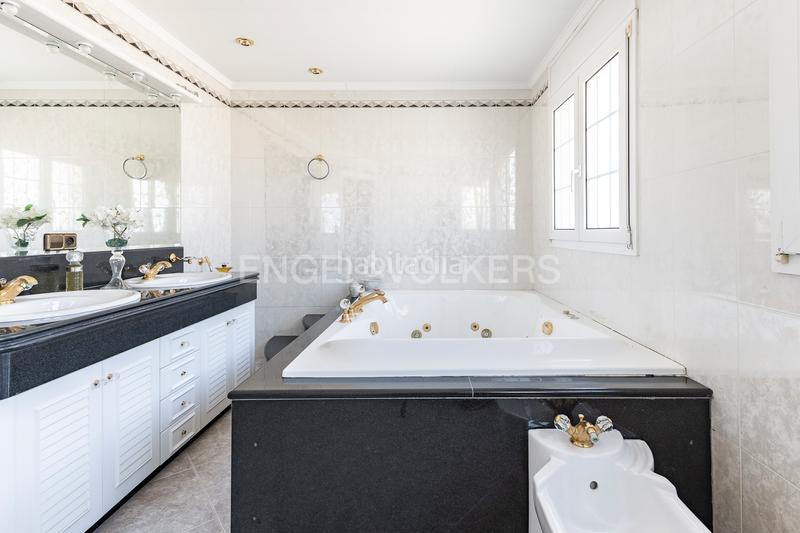 Foto 2b3faec2-3cfe-4ac9-96b1-9e16a6068c80. Maison avec chauffage parking dans Poblenou Pineda de Mar