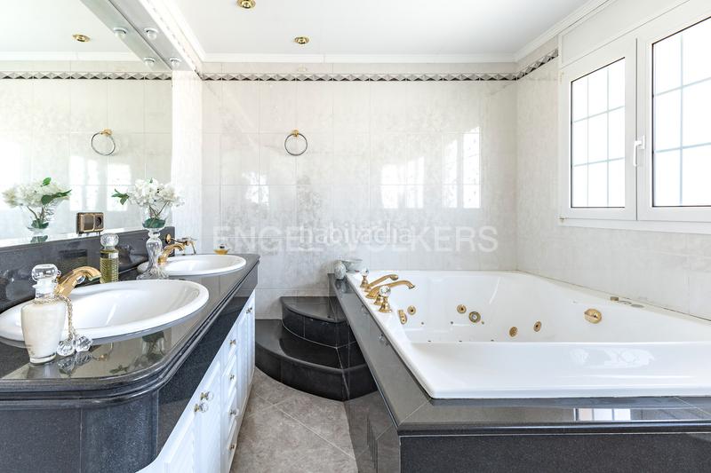 Foto d15f88ca-721e-4ed1-85c7-f3b12a4525f4. Maison avec chauffage parking dans Poblenou Pineda de Mar