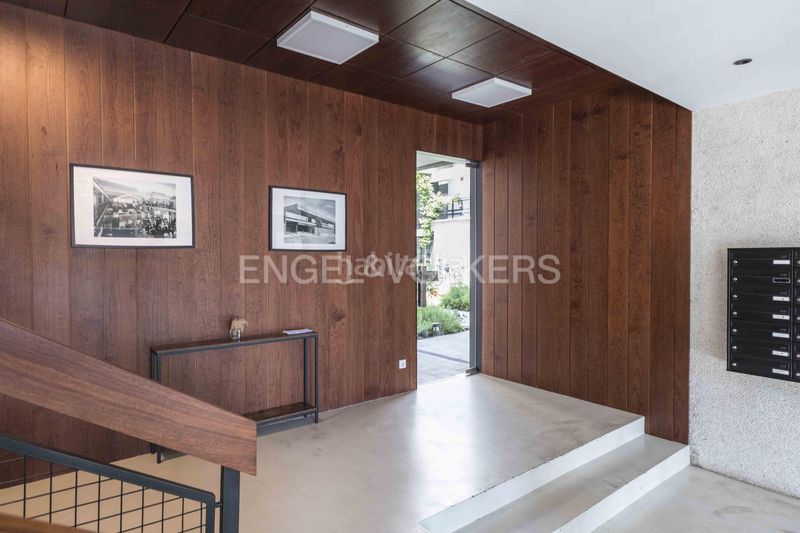 Foto b8021571-7e9c-42f5-9014-f7ecac00c68b. Àtic amb calefacció a El Parc i la Llacuna del Poblenou Barcelona